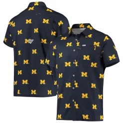 Men's Columbia Navy Michigan Wolverines Super Slack Tide Omni-Shade Button-Up Shirt